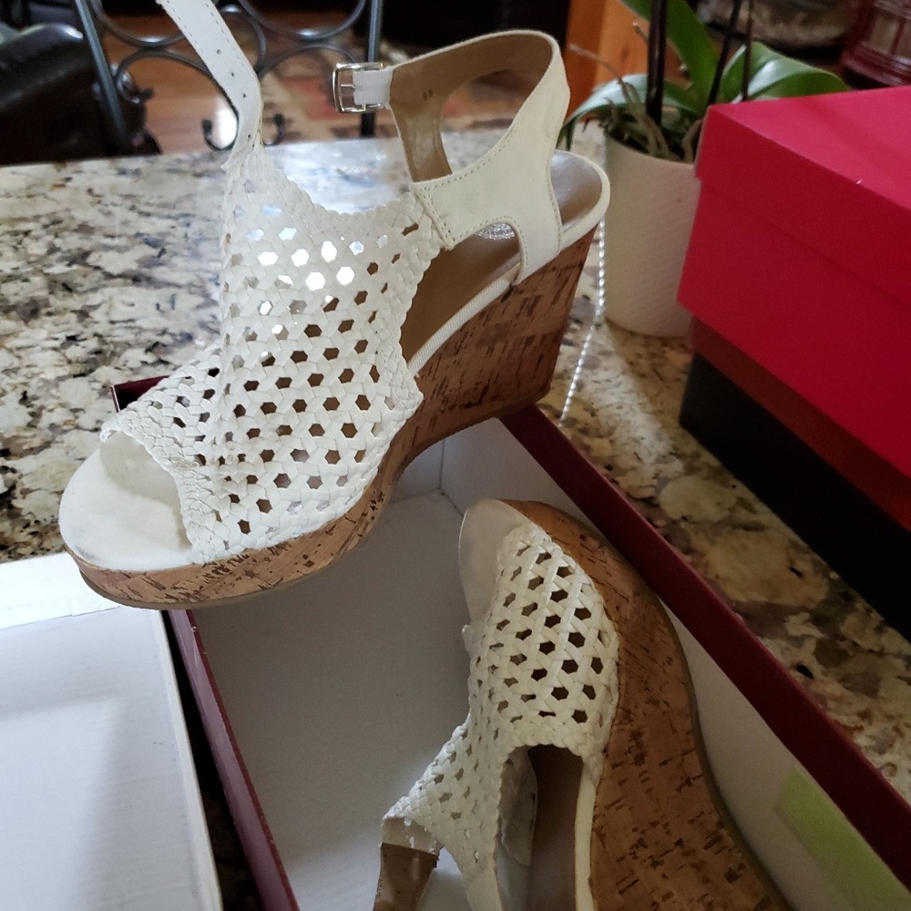 Womans shoes